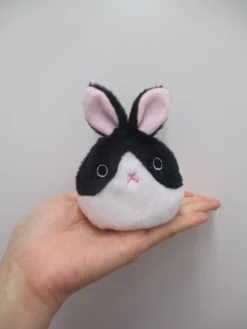 Rabi-dango Kuro Shiro -CAPCOM Shop 320de49c9b3d4cc6beccc585884e2ae5.jpg