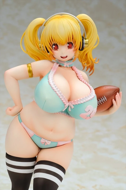 Super Pochaco: Lingerie Football Ver. 1/7 Scale Figure (Re-run) 5 Super Pochaco: Lingerie Football Ver. 1/7 Scale Figure (Re-run) - Image 3