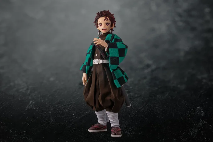 Sentinel Demon Slayer: Kimetsu No Yaiba Tanjiro Kamado 1/6 Scale Action Figure 7 Sentinel Demon Slayer: Kimetsu No Yaiba Tanjiro Kamado 1/6 Scale Action Figure - Image 5