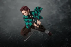 Sentinel Demon Slayer: Kimetsu No Yaiba Tanjiro Kamado 1/6 Scale Action Figure 17 Sentinel Demon Slayer: Kimetsu No Yaiba Tanjiro Kamado 1/6 Scale Action Figure -CAPCOM Shop cbf2aad9c9a34957bee1842cbcb58556.jpg